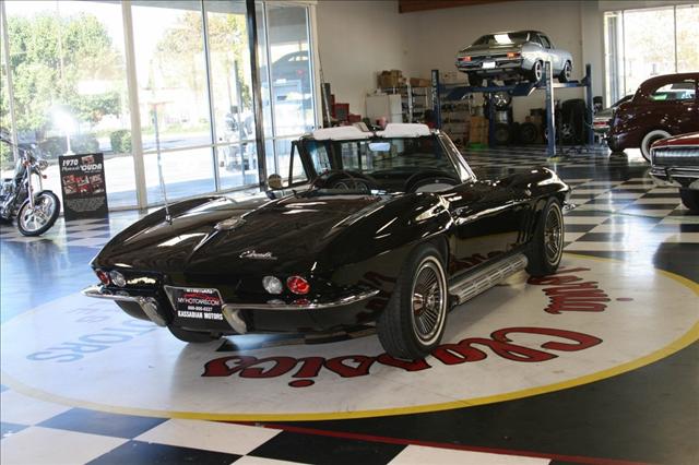 Chevrolet Corvette 1965 photo 4