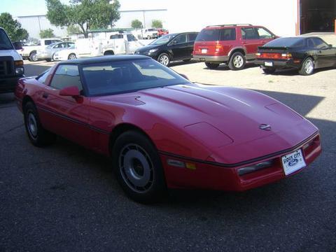 Chevrolet Corvette 1985 photo 1