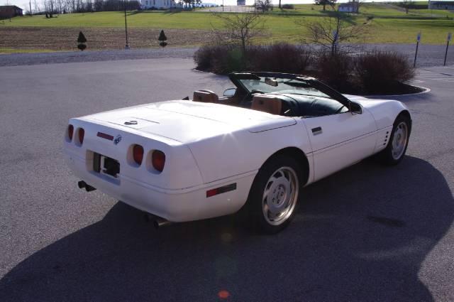 Chevrolet Corvette Base Convertible