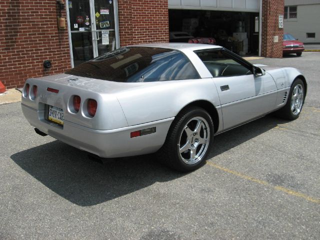 Chevrolet Corvette 1996 photo 3