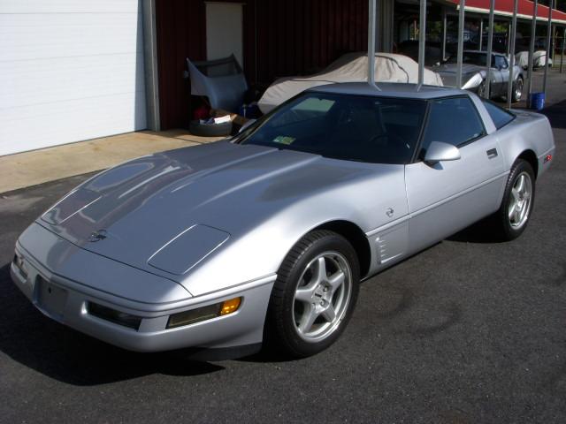 Chevrolet Corvette S Sport Utility Coupe