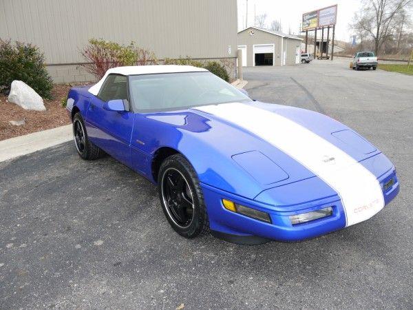 Chevrolet Corvette 7-pass Ltd AWD Convertible