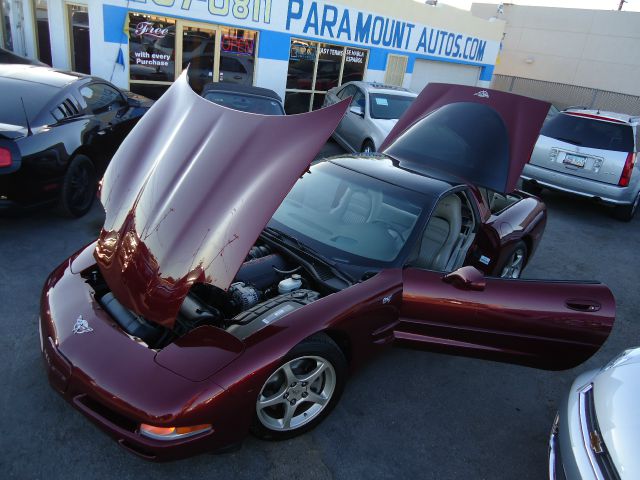 Chevrolet Corvette Base Coupe