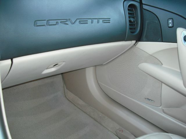 Chevrolet Corvette 2005 photo 8