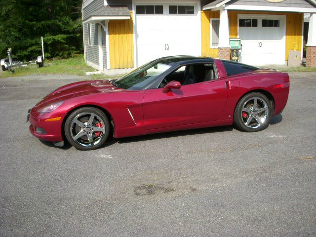 Chevrolet Corvette 4dr Sdn I4 Man GLS Coupe