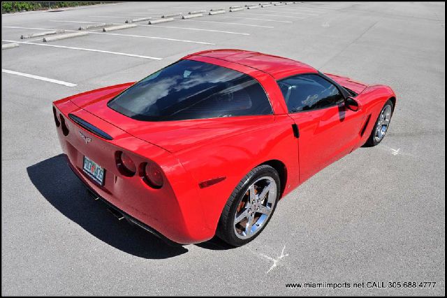 Chevrolet Corvette Reg Cab Flareside 120 XLT 4X2 Coupe