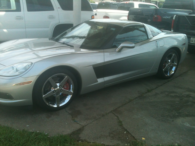 Chevrolet Corvette Reg Cab Flareside 120 XLT 4X2 Coupe