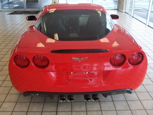 Chevrolet Corvette 2011 photo 5