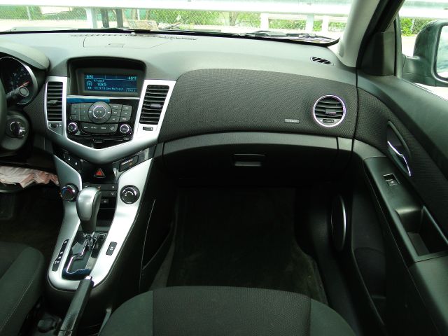 Chevrolet Cruze 2011 photo 25