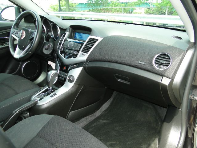 Chevrolet Cruze 2011 photo 31