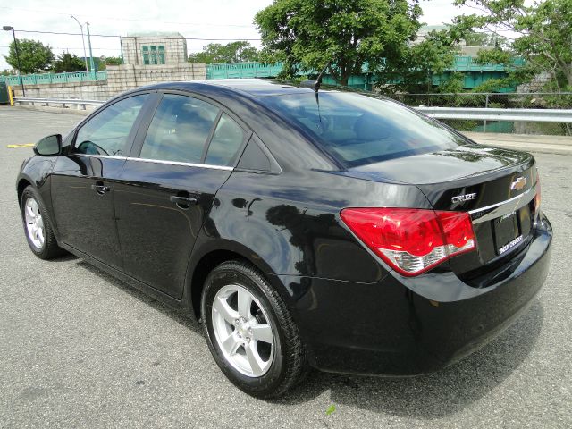 Chevrolet Cruze 2011 photo 45