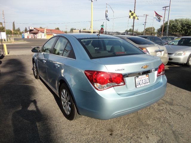 Chevrolet Cruze 2011 photo 2