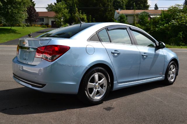 Chevrolet Cruze Supercab XL Sedan