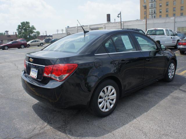 Chevrolet Cruze 2011 photo 1