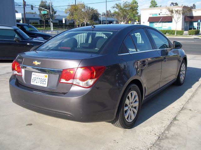 Chevrolet Cruze 2011 photo 3