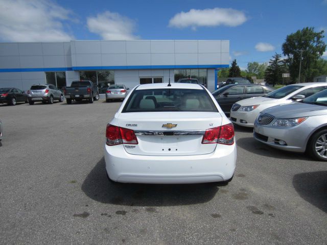 Chevrolet Cruze Supercab XL Sedan