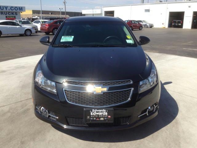 Chevrolet Cruze 2011 photo 2