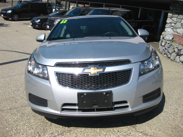 Chevrolet Cruze 2011 photo 3