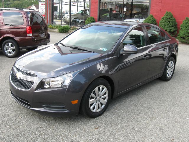 Chevrolet Cruze 2011 photo 2