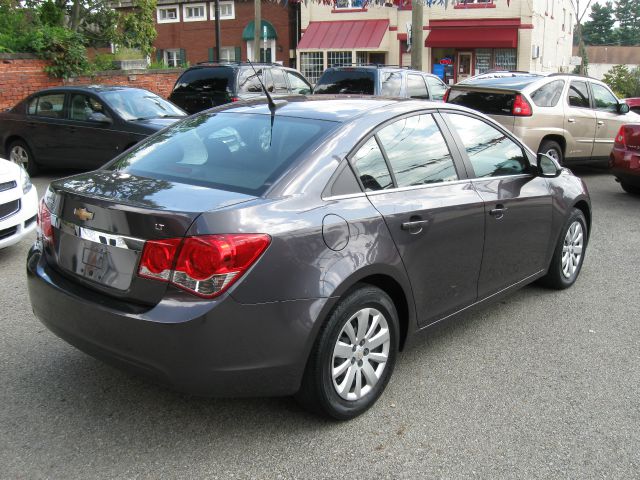 Chevrolet Cruze 2011 photo 4