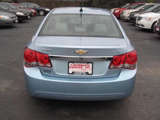 Chevrolet Cruze 2011 photo 10