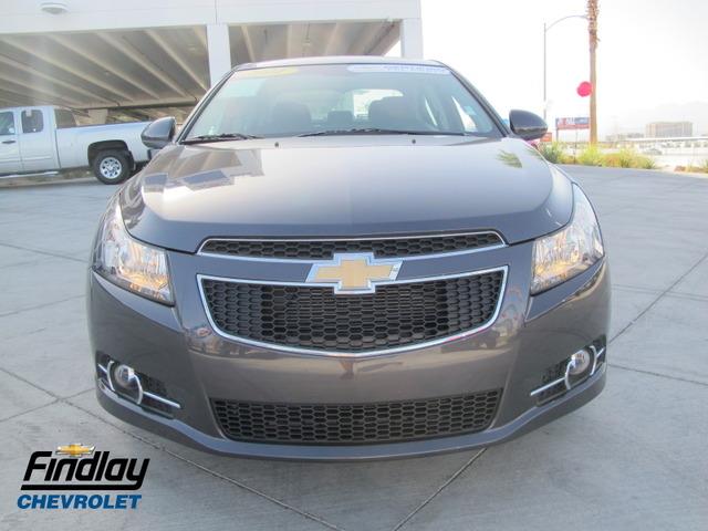 Chevrolet Cruze XL Crew Cab Long Bed 4WD Sedan