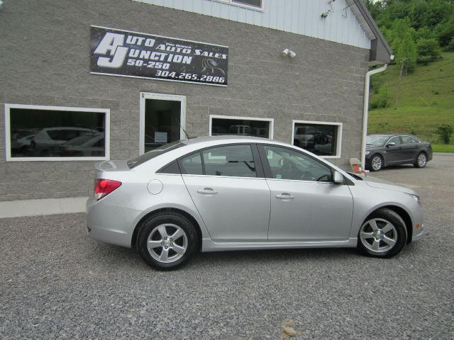 Chevrolet Cruze 2011 photo 12