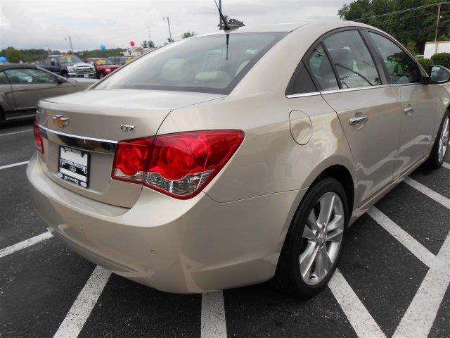 Chevrolet Cruze 2011 photo 4