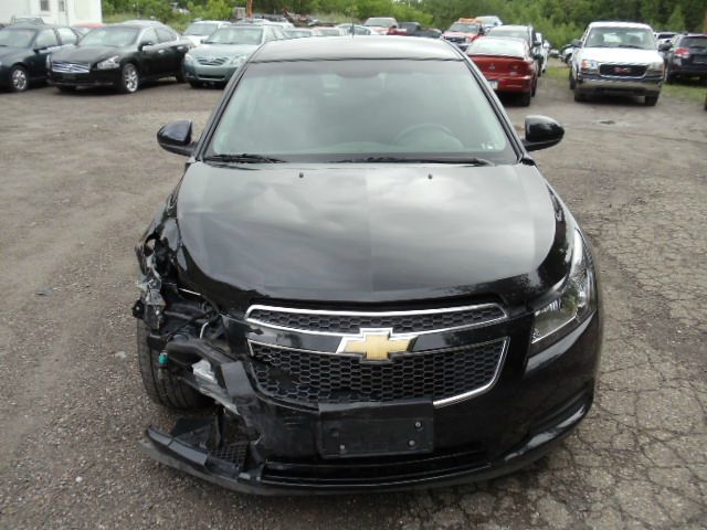 Chevrolet Cruze 2011 photo 2