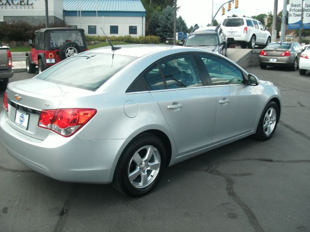 Chevrolet Cruze 2012 photo 3