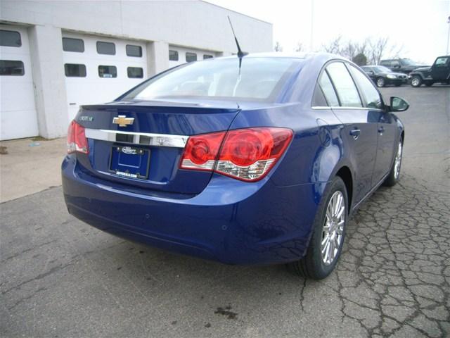 Chevrolet Cruze 2012 photo 2