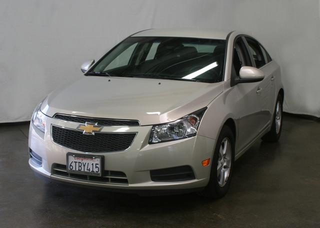 Chevrolet Cruze 2012 photo 2