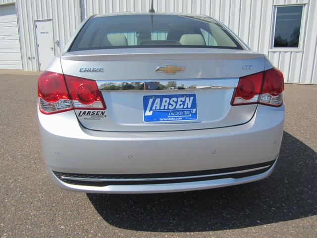 Chevrolet Cruze 2012 photo 3