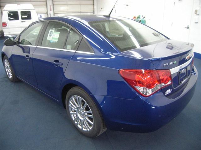 Chevrolet Cruze 2012 photo 3