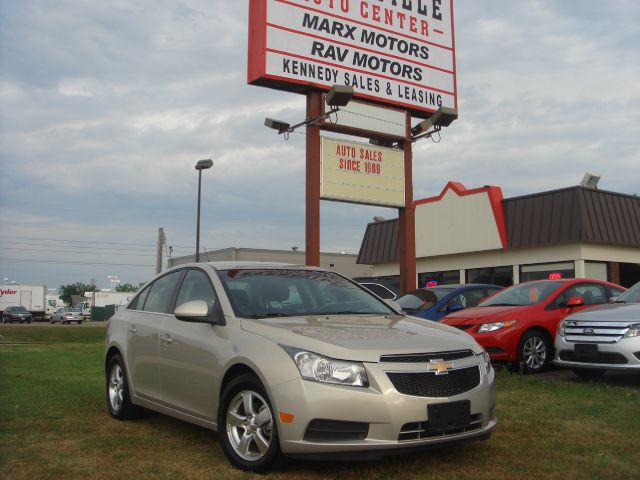 Chevrolet Cruze 2012 photo 2