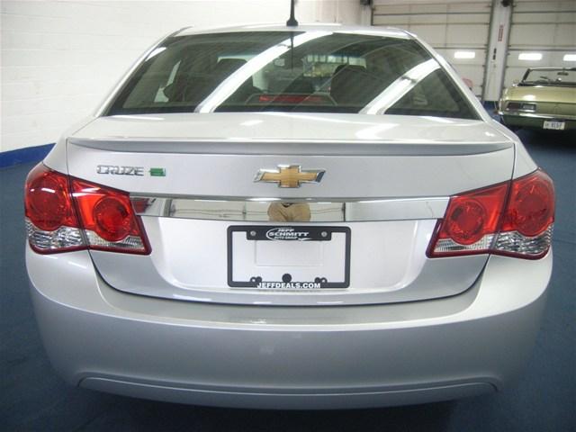 Chevrolet Cruze 2012 photo 2