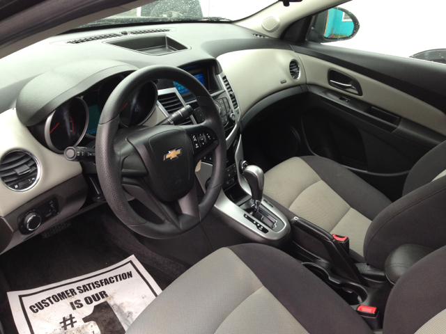 Chevrolet Cruze 2012 photo 2