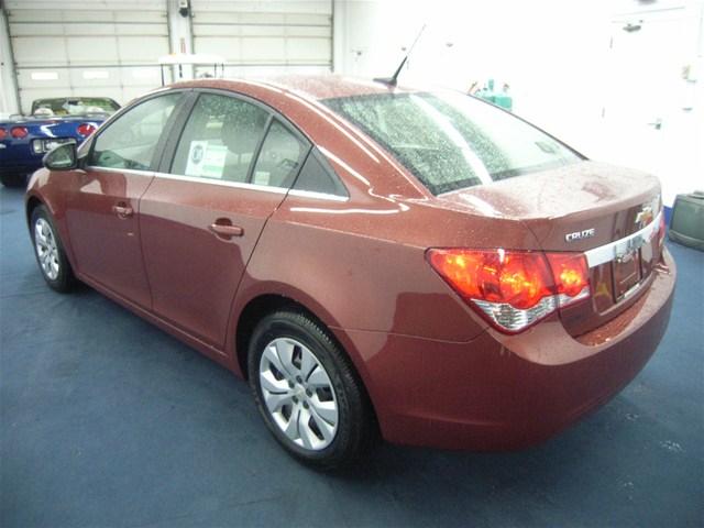 Chevrolet Cruze 2012 photo 3