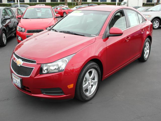 Chevrolet Cruze 2012 photo 2