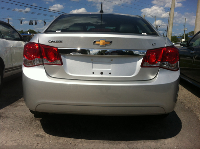 Chevrolet Cruze 2012 photo 2