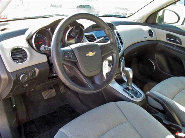 Chevrolet Cruze 2012 photo 4