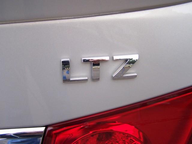 Chevrolet Cruze 2012 photo 2