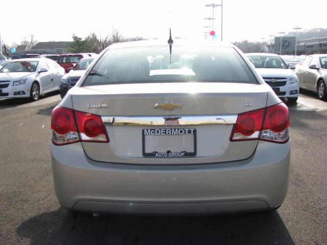 Chevrolet Cruze 2012 photo 3