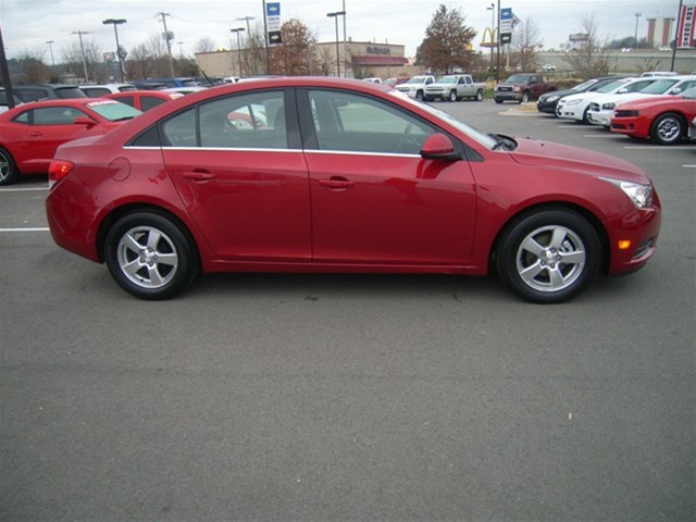 Chevrolet Cruze 2012 photo 3