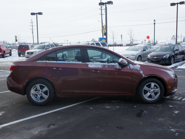 Chevrolet Cruze 2012 photo 3