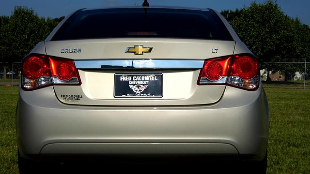 Chevrolet Cruze 2012 photo 3