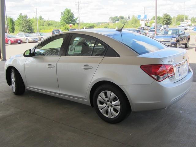 Chevrolet Cruze 2012 photo 4