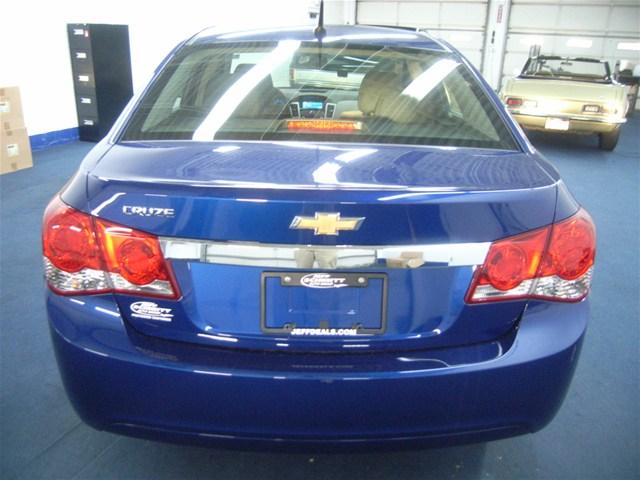 Chevrolet Cruze 2012 photo 2