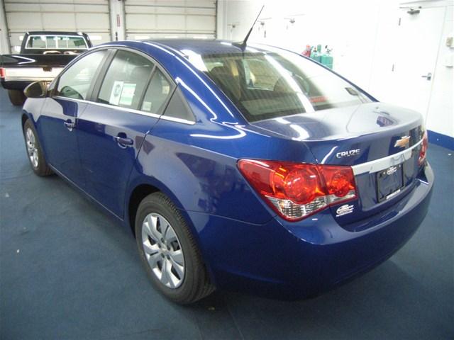 Chevrolet Cruze 2012 photo 3