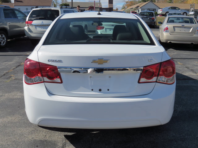 Chevrolet Cruze 2012 photo 3